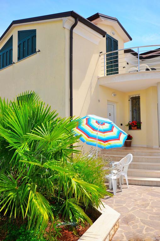 Apartments Sv. Pelegrin Umag Eksteriør billede