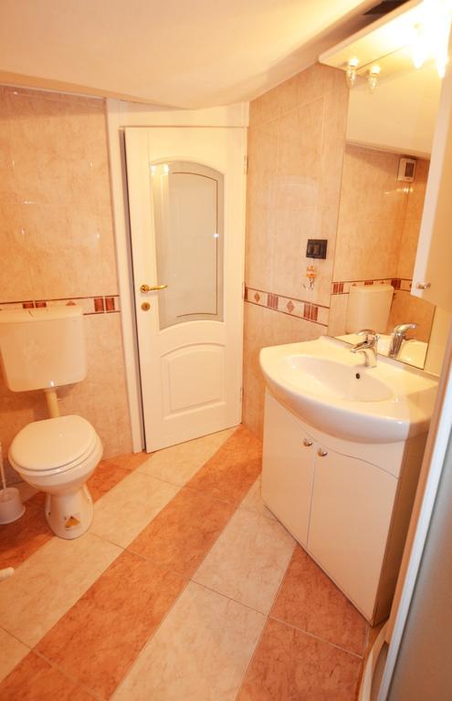 Apartments Sv. Pelegrin Umag Eksteriør billede